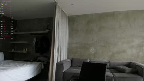 Eva online show from 10-20-25, 07:53