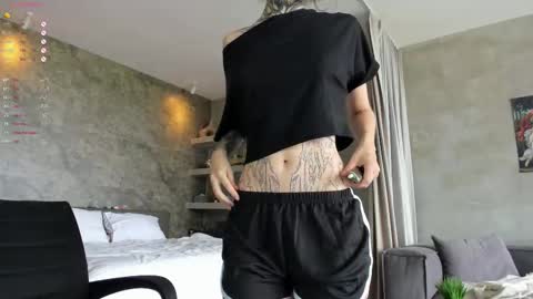 Eva online show from 11-10-25, 04:55