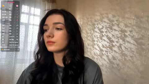 Snapshot of uwun_pinksi chatting on 03-04-26, 10:54 Lisi online show from 03-04-26, 10:54