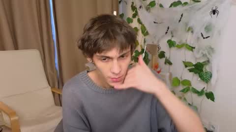 Valora online show from 10-30-25, 12:28