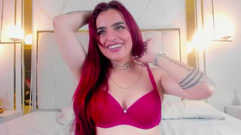 Snapshot of vaaleriee_miller_ chatting on 01-14-25, 10:34 valeriee miller online show from 01-14-25, 10:34