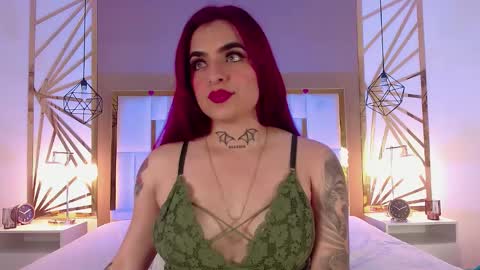 Snapshot of vaaleriee_miller_ chatting on 02-18-25, 06:26 valeriee miller online show from 02-18-25, 06:26