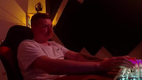 vacation__ online show from 12-03-25, 03:54