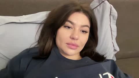 Snapshot of vaiee chatting on 02-10-25, 04:14 Valery online show from 02-10-25, 04:14