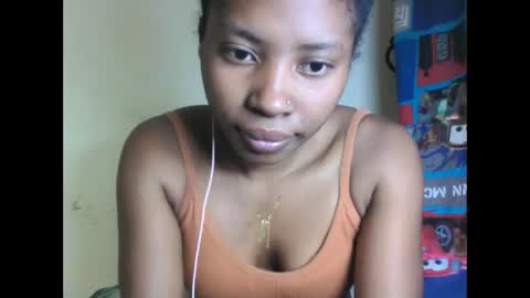 vailla02 online show from 10-04-25, 10:08