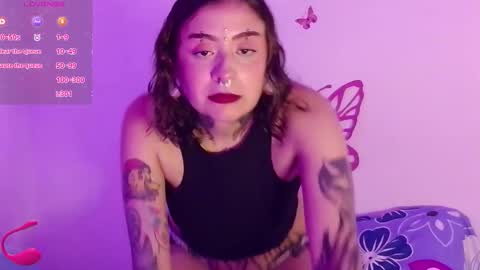 Vainilla Independent model online show from 11-21-25, 11:58