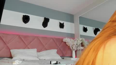 val_oconner online show from 09-23-25, 03:09