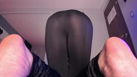 val_oconner online show from 11-21-25, 08:40