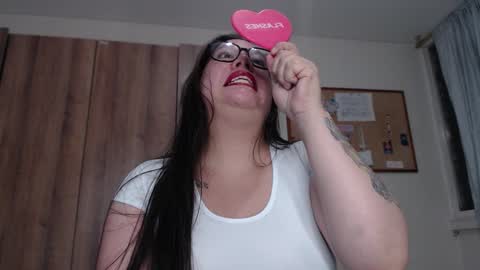 Valeria online show from 12-14-25, 11:31