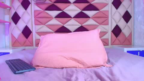Valentina online show from 09-19-25, 08:20
