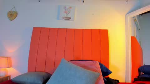 Snapshot of valen_rose0 chatting on 10-08-25, 12:03 VALENTINA 3 online show from 10-08-25, 12:03