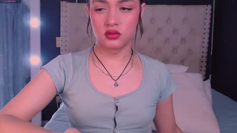 IG-valen mendoza99  twitter valenthompson99 online show from 01-15-25, 11:51
