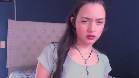 IG-valen mendoza99  twitter valenthompson99 online show from 02-06-25, 11:37