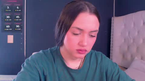 IG-valen mendoza99  twitter valenthompson99 online show from 03-06-25, 12:10