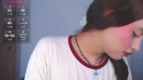 IG-valen mendoza99  twitter valenthompson99 online show from 10-17-25, 02:48