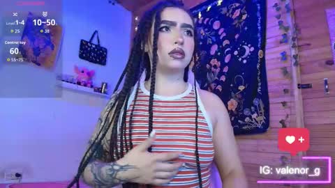 Snapshot of valenor_ chatting on 11-24-25, 02:55 valentina online show from 11-24-25, 02:55