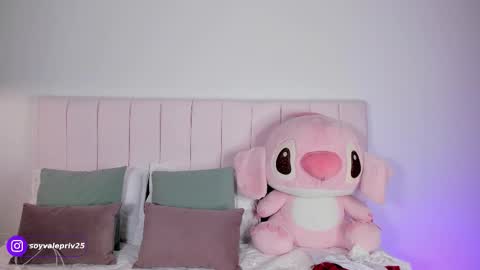 Valentina Torres online show from 10-20-25, 02:39