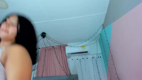 Valentina online show from 11-06-25, 04:02