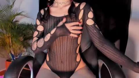 Snapshot of valentina__doll chatting on 09-11-25, 07:52 Valentina Dolls online show from 09-11-25, 07:52