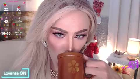 Amanda online show from 12-13-25, 09:09