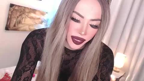 Amanda online show from 12-15-25, 08:13