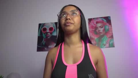 VALENTINA online show from 10-14-25, 12:06