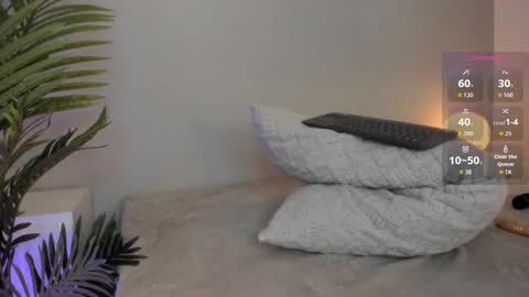 VALENTINA  online show from 09-30-25, 12:04