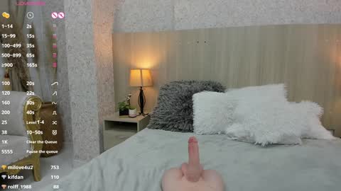   online show from 01-12-25, 01:21