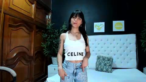 valentina_santillana online show from 09-13-25, 07:13