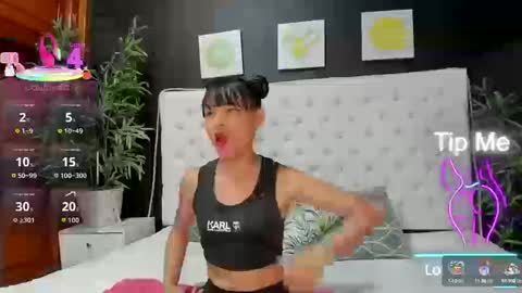 valentina_santillana online show from 09-16-25, 08:21