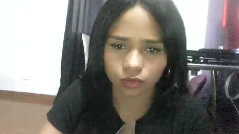 Snapshot of valentinahot_55 chatting on 10-21-25, 02:34 valentinahot_55 online show from 10-21-25, 02:34