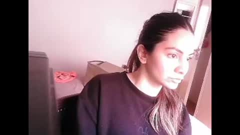 valentinaseleni24 online show from 09-10-25, 07:03