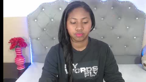 valentina vega online show from 11-10-25, 03:05