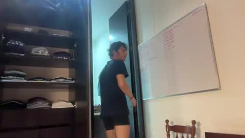 Valentino Beaumont online show from 12-16-24, 01:10