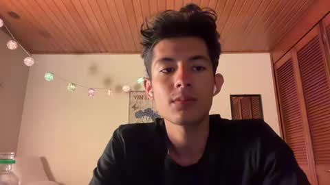 Valentino Beaumont online show from 01-19-25, 04:01