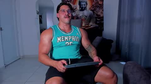    online show from 10-23-25, 08:18