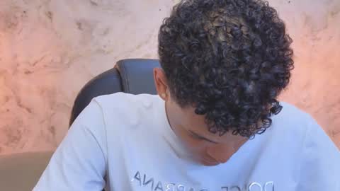 valentino_thompson online show from 10-19-25, 07:03