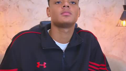 valentino_thompson online show from 10-23-25, 08:40