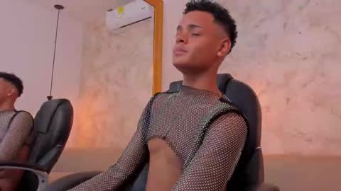 valentino_thompson online show from 11-18-25, 09:19