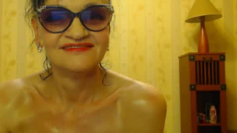 Snapshot of valenttijm3851 chatting on 02-06-25, 11:48 valentijm online show from 02-06-25, 11:48