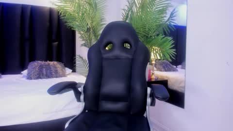 valeri_tafur online show from 10-20-25, 11:05