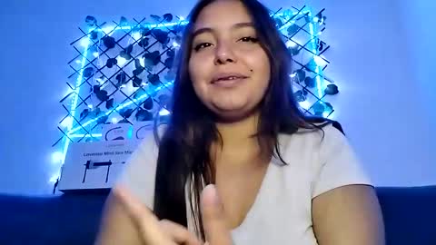 valeria online show from 02-28-25, 06:43