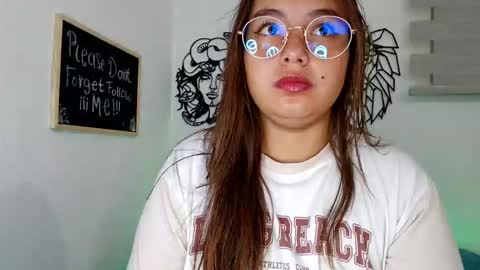 valeria online show from 10-23-25, 10:14