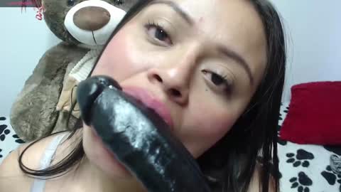 VALERIA online show from 01-30-25, 01:44