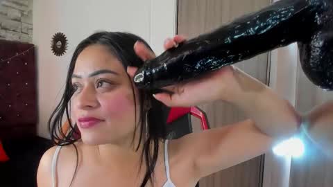 VALERIA online show from 09-29-25, 02:22