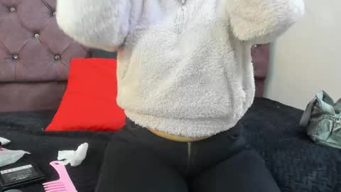 VALERIA online show from 11-06-25, 03:02