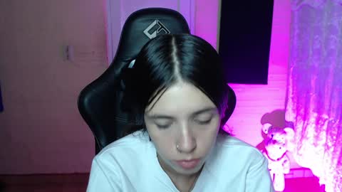Snapshot of valeria_mendozza chatting on 01-30-25, 08:43   online show from 01-30-25, 08:43