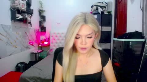 VALERIA online show from 02-03-25, 02:02