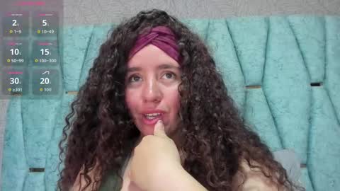 Valeria online show from 10-17-25, 02:52