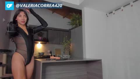 Valeria  IG valeriacorrea430 online show from 12-15-24, 10:58